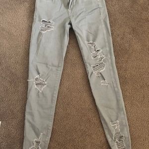 GREY SUPER STRETCH DISTRESSED JEANS